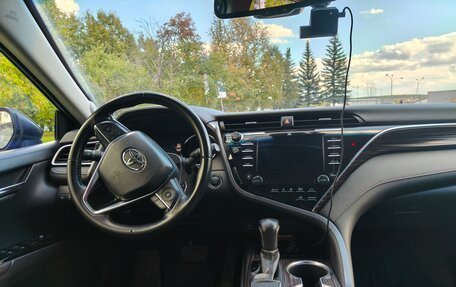 Toyota Camry, 2019 год, 3 000 000 рублей, 21 фотография