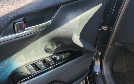 Toyota Camry, 2019 год, 3 000 000 рублей, 28 фотография