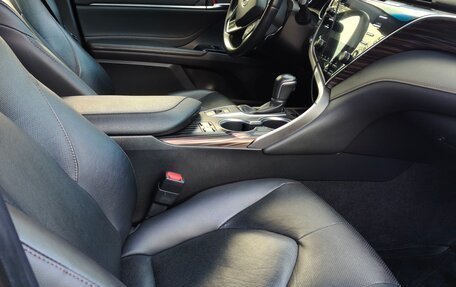 Toyota Camry, 2019 год, 3 000 000 рублей, 24 фотография