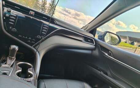 Toyota Camry, 2019 год, 3 000 000 рублей, 26 фотография
