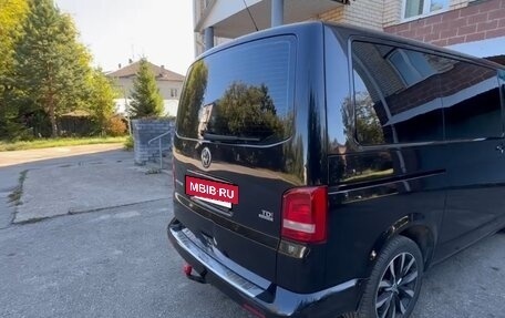 Volkswagen Multivan T5, 2011 год, 2 050 000 рублей, 4 фотография