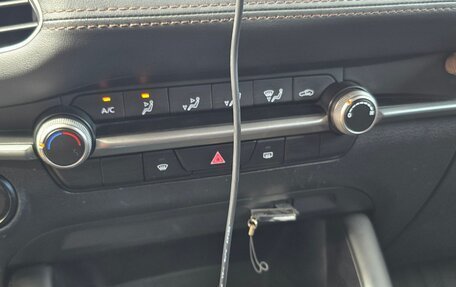 Mazda 3, 2020 год, 2 200 000 рублей, 9 фотография