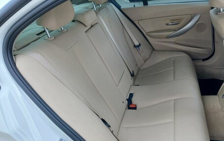 BMW 3 серия, 2014 год, 1 490 000 рублей, 12 фотография