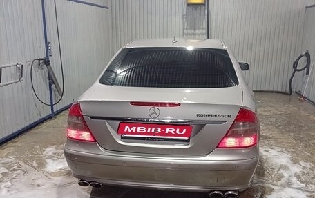 Mercedes-Benz E-Класс, 2007 год, 650 000 рублей, 4 фотография