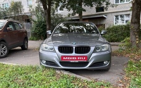 BMW 3 серия, 2009 год, 1 000 000 рублей, 1 фотография