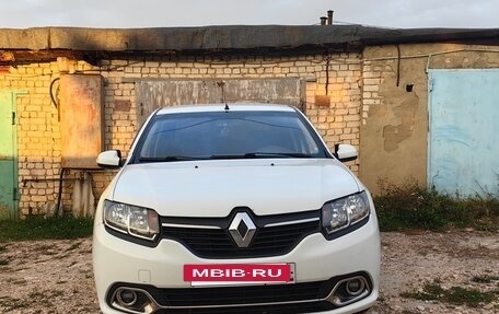 Renault Logan II, 2014 год, 680 000 рублей, 2 фотография