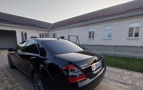 Mercedes-Benz S-Класс, 2008 год, 1 750 000 рублей, 5 фотография