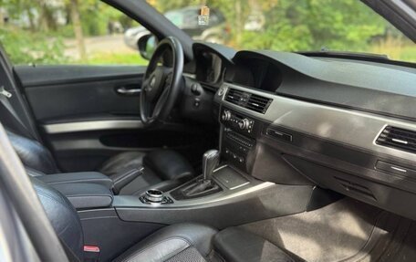 BMW 3 серия, 2009 год, 1 000 000 рублей, 6 фотография