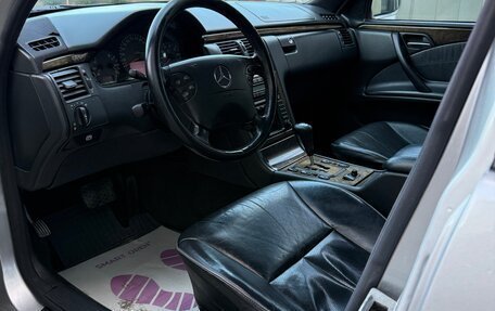 Mercedes-Benz E-Класс, 1999 год, 700 000 рублей, 11 фотография