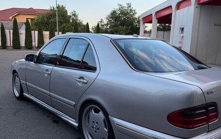 Mercedes-Benz E-Класс, 1999 год, 700 000 рублей, 2 фотография