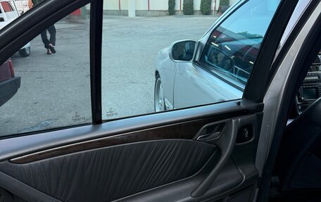 Mercedes-Benz E-Класс, 1999 год, 700 000 рублей, 15 фотография
