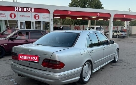 Mercedes-Benz E-Класс, 1999 год, 700 000 рублей, 4 фотография