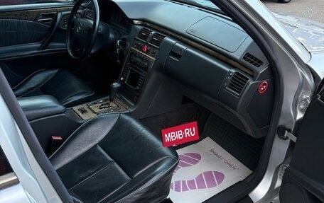 Mercedes-Benz E-Класс, 1999 год, 700 000 рублей, 18 фотография