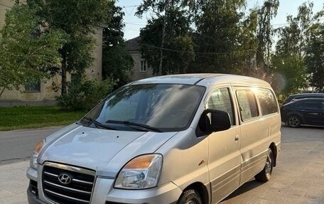 Hyundai Starex I рестайлинг, 2007 год, 620 000 рублей, 5 фотография