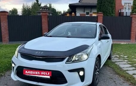 KIA Rio IV, 2017 год, 650 000 рублей, 3 фотография