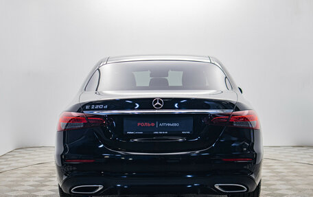 Mercedes-Benz E-Класс, 2022 год, 4 239 000 рублей, 4 фотография