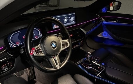 BMW 5 серия, 2020 год, 5 700 000 рублей, 23 фотография