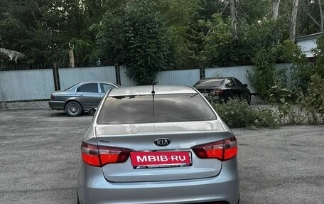 KIA Rio III рестайлинг, 2014 год, 800 000 рублей, 3 фотография