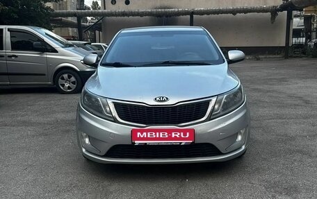 KIA Rio III рестайлинг, 2014 год, 800 000 рублей, 4 фотография