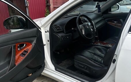 Toyota Camry, 2011 год, 1 170 000 рублей, 3 фотография