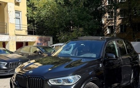 BMW X5, 2019 год, 6 800 000 рублей, 2 фотография