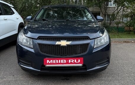 Chevrolet Cruze II, 2011 год, 559 000 рублей, 2 фотография