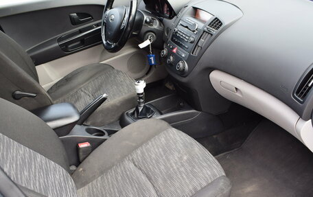 KIA cee'd I рестайлинг, 2007 год, 397 000 рублей, 16 фотография
