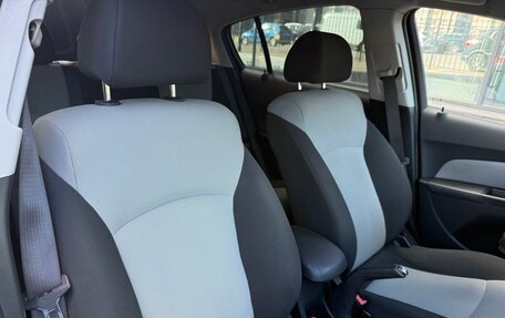Chevrolet Cruze II, 2013 год, 990 000 рублей, 12 фотография