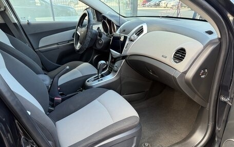 Chevrolet Cruze II, 2013 год, 990 000 рублей, 15 фотография