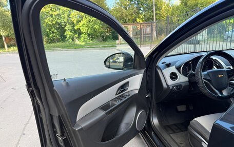 Chevrolet Cruze II, 2013 год, 990 000 рублей, 22 фотография