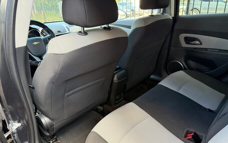 Chevrolet Cruze II, 2013 год, 990 000 рублей, 20 фотография