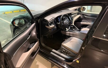 Toyota Camry, 2018 год, 1 799 000 рублей, 9 фотография
