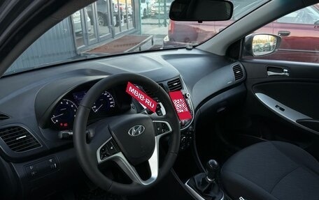 Hyundai Solaris II рестайлинг, 2011 год, 639 000 рублей, 10 фотография
