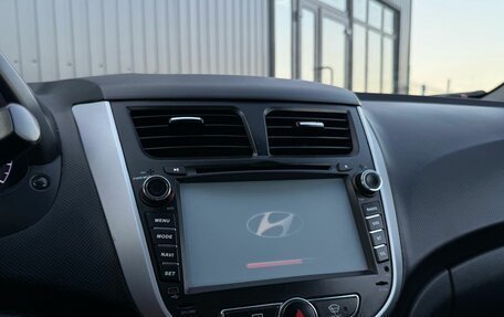 Hyundai Solaris II рестайлинг, 2011 год, 639 000 рублей, 17 фотография