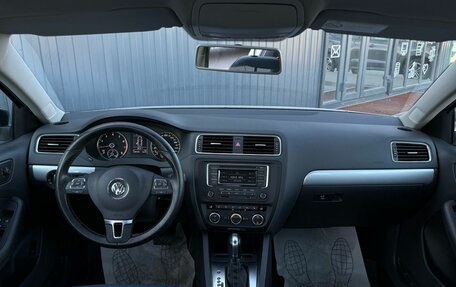 Volkswagen Jetta VI, 2013 год, 1 350 000 рублей, 7 фотография