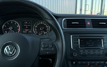 Volkswagen Jetta VI, 2013 год, 1 350 000 рублей, 15 фотография