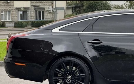 Jaguar XJ IV (X351), 2010 год, 1 590 000 рублей, 11 фотография