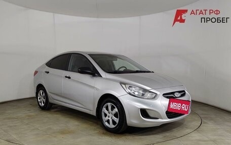 Hyundai Solaris II рестайлинг, 2014 год, 890 000 рублей, 3 фотография