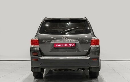 Toyota Highlander III, 2013 год, 1 550 000 рублей, 4 фотография