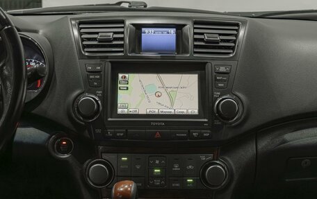 Toyota Highlander III, 2013 год, 1 550 000 рублей, 12 фотография
