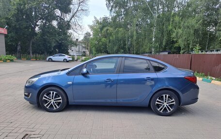 Opel Astra J, 2013 год, 695 000 рублей, 4 фотография