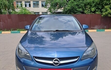 Opel Astra J, 2013 год, 695 000 рублей, 3 фотография