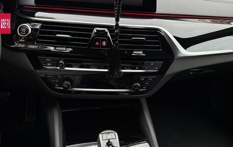 BMW 5 серия, 2019 год, 6 600 000 рублей, 6 фотография