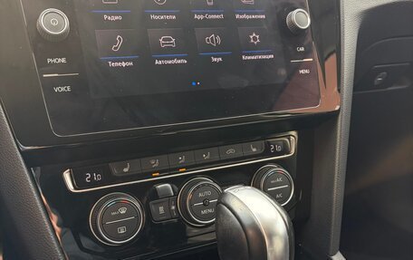 Volkswagen Passat B8 рестайлинг, 2019 год, 2 850 000 рублей, 11 фотография