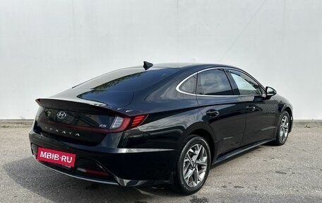 Hyundai Sonata VIII, 2019 год, 2 250 000 рублей, 5 фотография