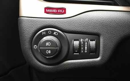 Jeep Cherokee, 2014 год, 1 650 000 рублей, 13 фотография