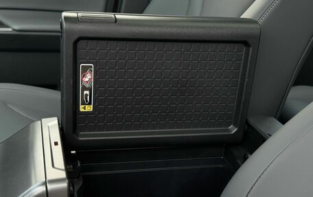 Toyota RAV4, 2026 год, 4 255 000 рублей, 23 фотография