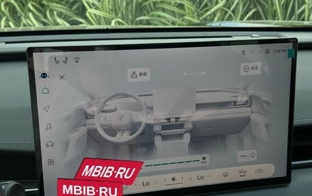Toyota RAV4, 2026 год, 4 255 000 рублей, 29 фотография