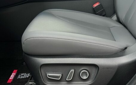 Toyota RAV4, 2026 год, 4 255 000 рублей, 24 фотография