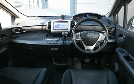 Honda Freed I, 2014 год, 949 000 рублей, 6 фотография